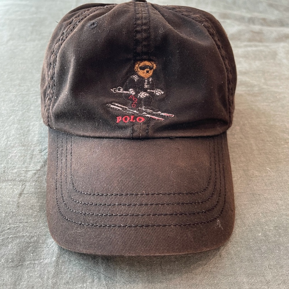 RARE VINTAGE SKI BEAR POLO HAT